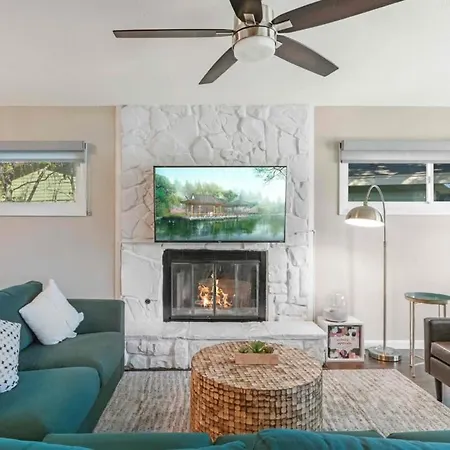 Spacious Luxurious House Big Groups And Pool